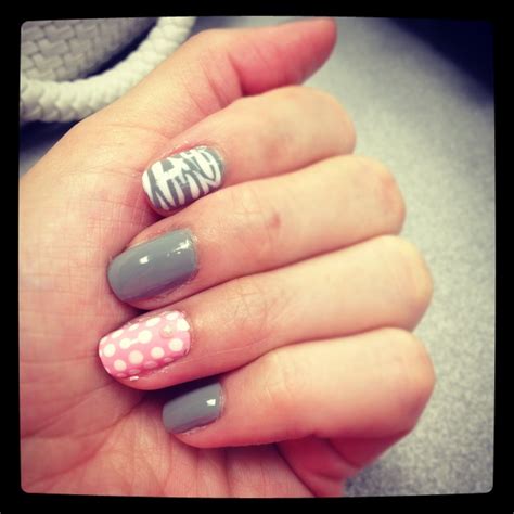 white kiss nails|More.